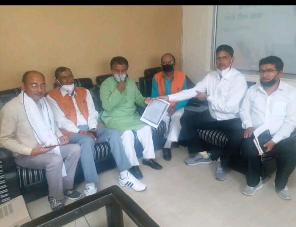 बरसात में विधायक निवास में सूप की  सुड़क सुड़क से सत्ता के गलियारे गूंजे