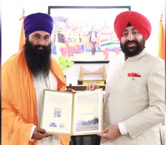 राज्यपाल लेफ्टिनेंट जनरल गुरमीत सिंह से गुरप्रीत सिंह ने की शिष्टाचार भेंट